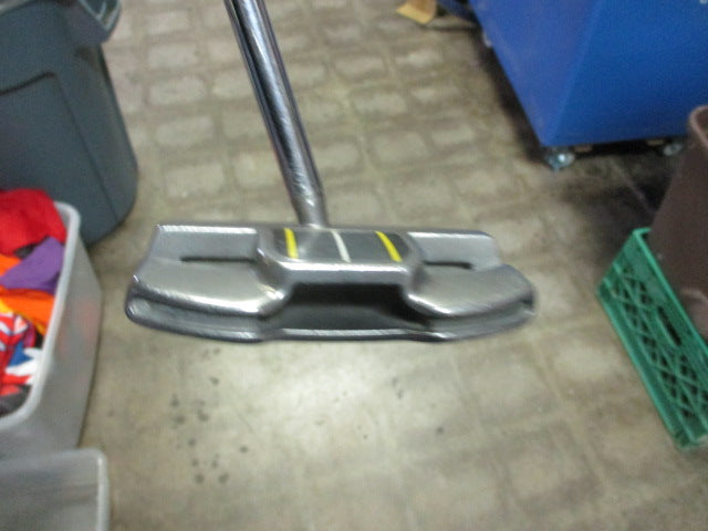 Load image into Gallery viewer, Used Ping 1/2 Craz-E 33.5&quot; Putter

