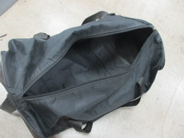 Load image into Gallery viewer, Used David Karstadt Taekwondo Equipment Bag
