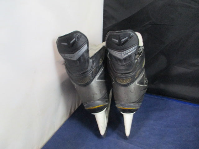 Load image into Gallery viewer, Used Bauer 150 Supreme Hockey Skates Youth Size 3 - missing laces &amp; worn
