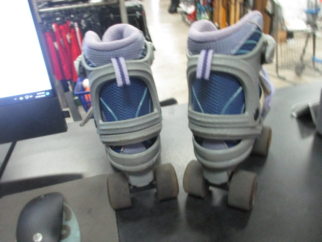 Load image into Gallery viewer, Used DBX Adjustable 1-4 Roller Skates
