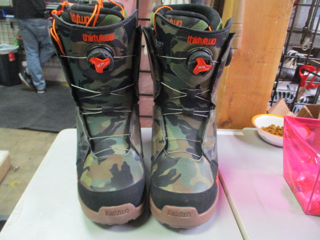 Load image into Gallery viewer, Used ThirtyTwo Lashed Double BOA Snowboard Boots Size 7.5
