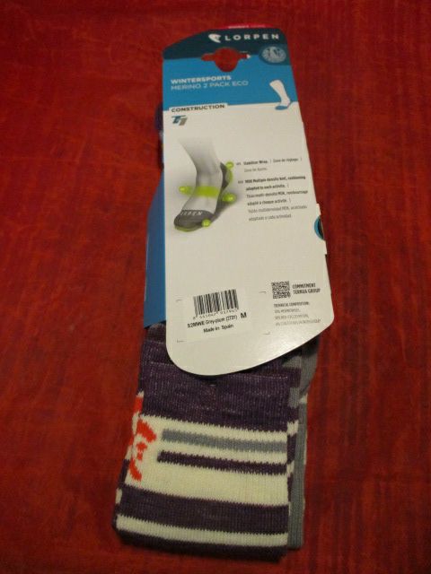 Load image into Gallery viewer, New Ski Sundries 2 Pack Merino Ski Socks Adult Size Small
