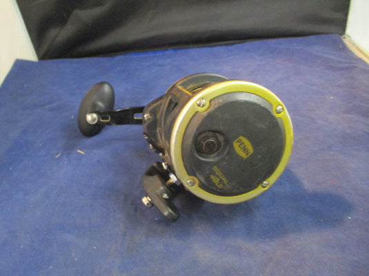 Used Penn Squall 40LD Conventional Reel w/ Braided Line