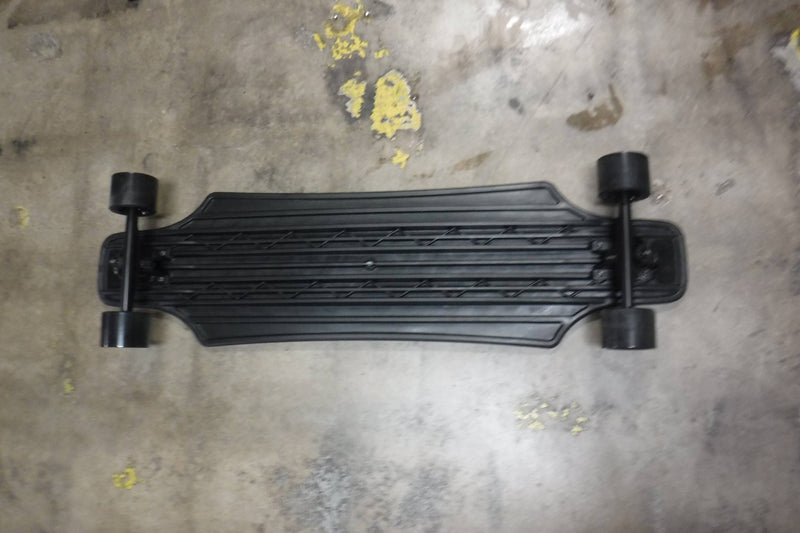 Load image into Gallery viewer, New White Waves The Fury Longboard
