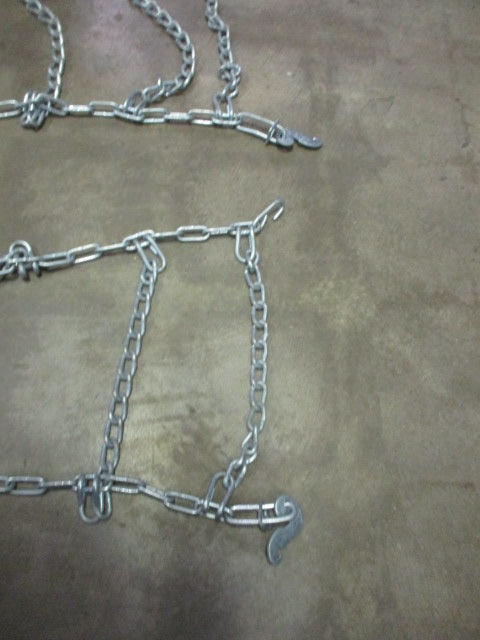 Load image into Gallery viewer, Used Viking Tire Chains Set of 2
