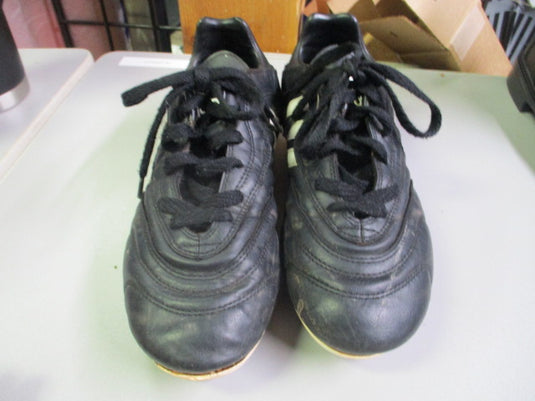 Used Adidas Hard Ground Soccer Cleats Size 5