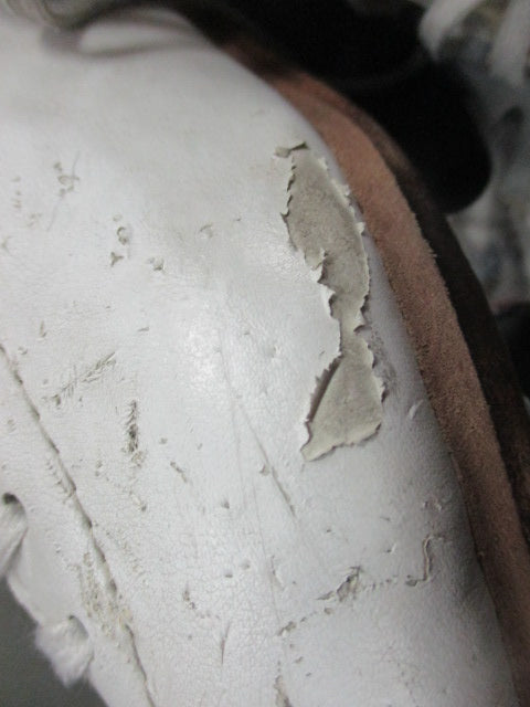 Load image into Gallery viewer, Used Jackson Freestyle 2191 Figure Skates Size 2 (Needs Insoles)
