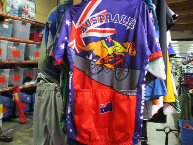 Load image into Gallery viewer, Used Australia Cycling Jersey Size L

