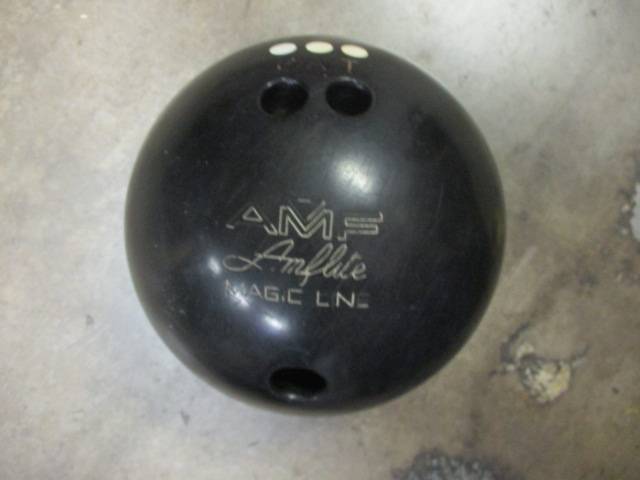 Load image into Gallery viewer, Used AMF Magic Line Bowling Ball
