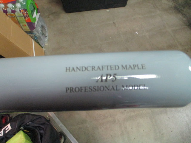 Load image into Gallery viewer, New Marucci AP5 Pro Model Dealers Choice Maple 34&quot; Wood Bat
