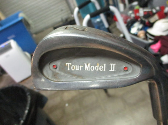 Used Tour Model II 2 Iron