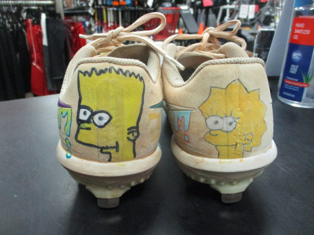 Load image into Gallery viewer, Used Nike Metal Baseball / Softball Cleats Size 6
