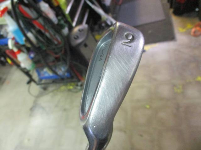 Load image into Gallery viewer, Used U.S. Kids Golf 9 Iron Golf Trainer
