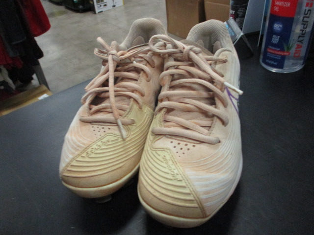 Load image into Gallery viewer, Used Nike Metal Baseball / Softball Cleats Size 6
