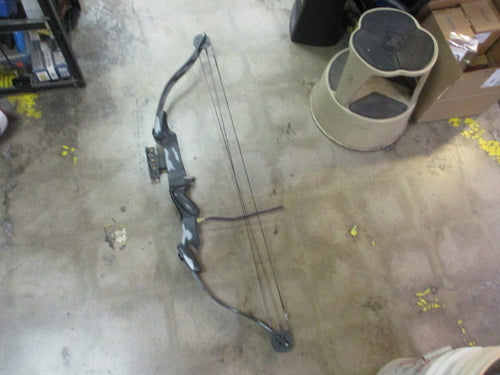 Used Robin Hood Apache Hunter Compound Bow