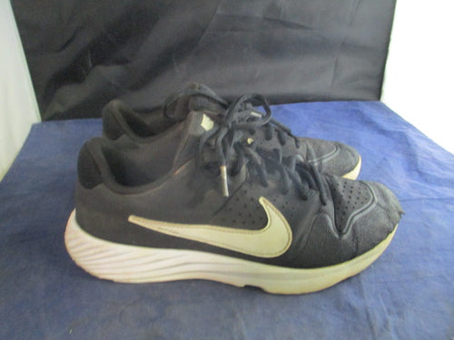 Used Nike Turf Cleats Youth Size 5.5 - worn on toes
