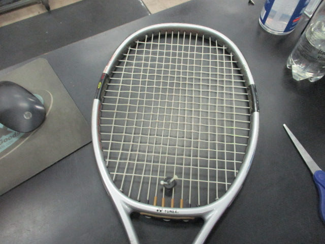 Load image into Gallery viewer, Used Yonex RD Ti 30 Long 27.5&quot; Tennis Racquet
