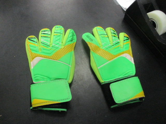 Load image into Gallery viewer, Used Jalunth Soccer Goalie Gloves Size Youth - (wear on fingers)
