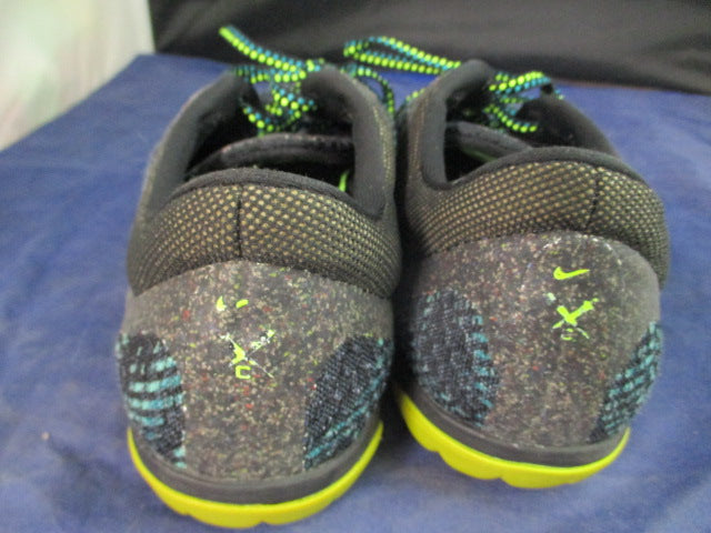 Load image into Gallery viewer, Used Nike Grind Track Spikes Size 7.5
