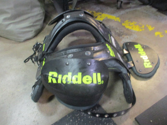 Used Riddell Surge Football Shoulder Pads With Backplate Size XS