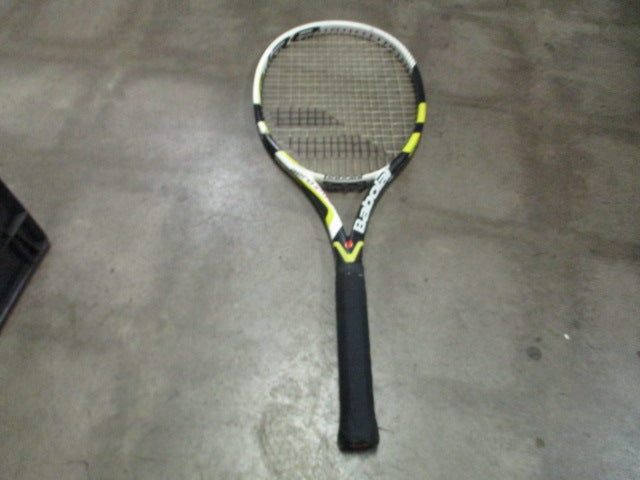 Load image into Gallery viewer, Used Babolat Aero Storm 27&quot; Tennis Racquet
