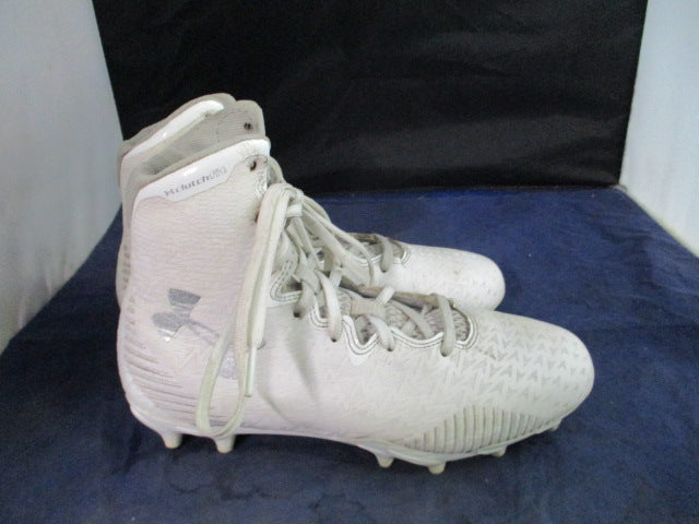Load image into Gallery viewer, Used Under Armor Highlight Cleats Youth Size 5.5

