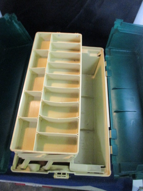 Load image into Gallery viewer, Used Vintage Plano 8733 3 Tray Cantilever Style Tackle Box
