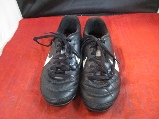 Used Nike Tiempo Soccer Cleats Youth Size 2