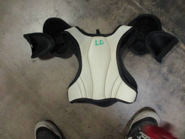 Load image into Gallery viewer, Used CCM NHL Yth Large Shoulder Pads
