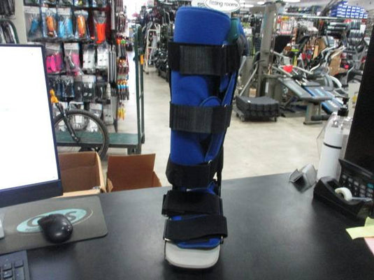 Used Bledsoe Brace System Boot Size Medium