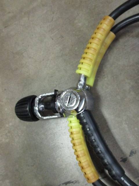 Load image into Gallery viewer, Used U.S. Divers Dual Stage Regulator w/ Orca Phoenix Dive Computer
