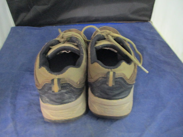 Load image into Gallery viewer, Used Denali Hiking Shoes Adult Size 7.5

