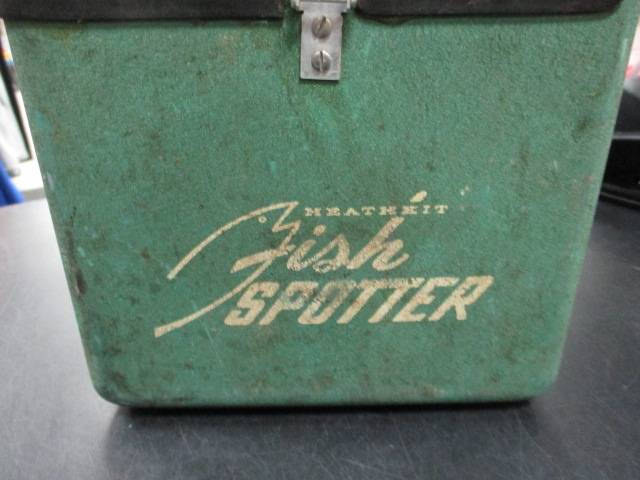 Load image into Gallery viewer, VINTAGE HEATHKIT FISH SPOTTER

