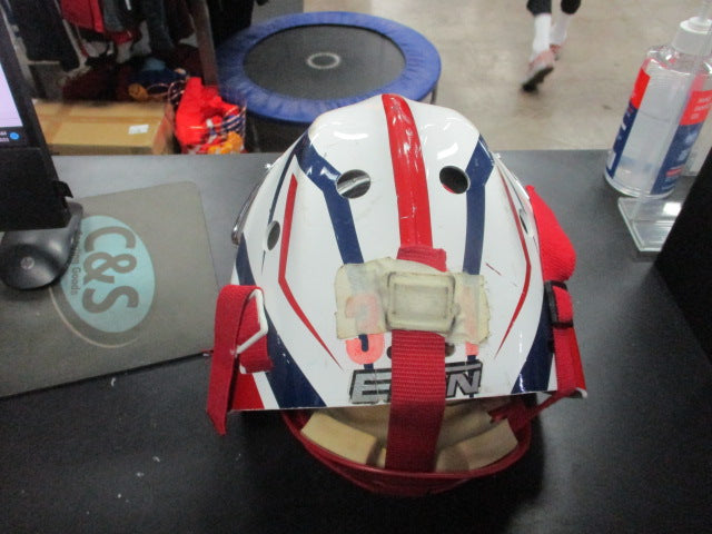Load image into Gallery viewer, Used Bauer NVE 3 Hockey Goalie Helmet
