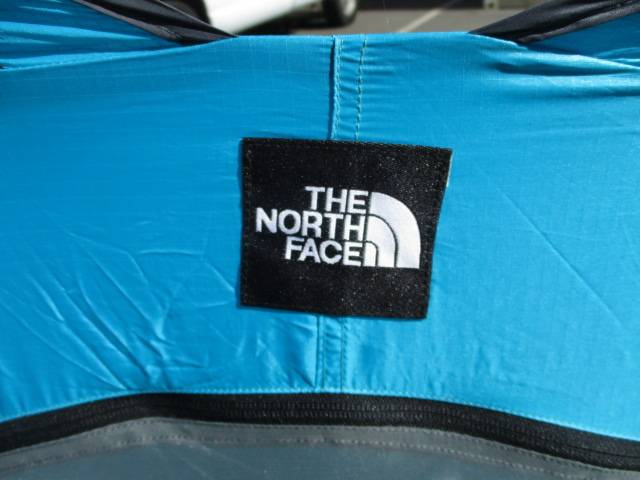 Load image into Gallery viewer, Used The North Face Ultralight 1 Person Tent
