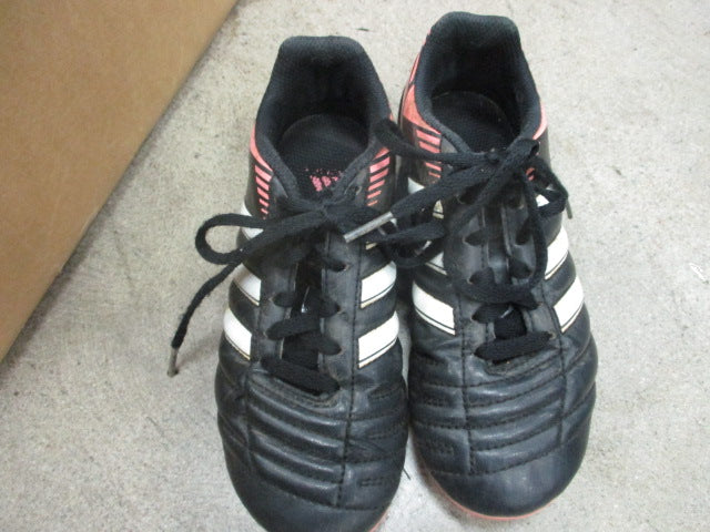 Load image into Gallery viewer, Used Adidas Soccer Cleats Sz 2
