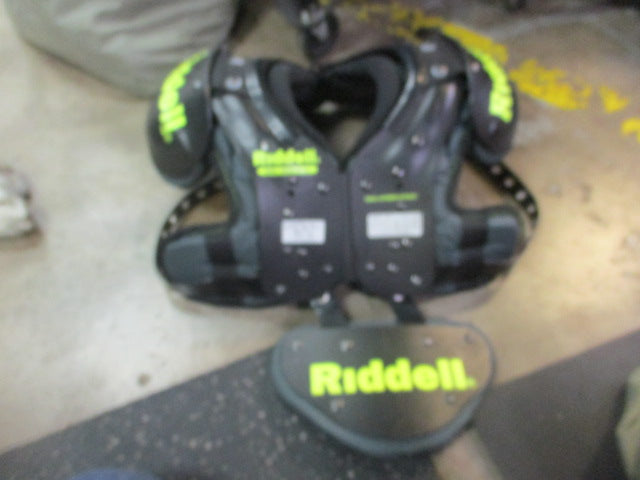 Load image into Gallery viewer, Used Riddell Surge Football Shoulder Pads With Backplate Size XS
