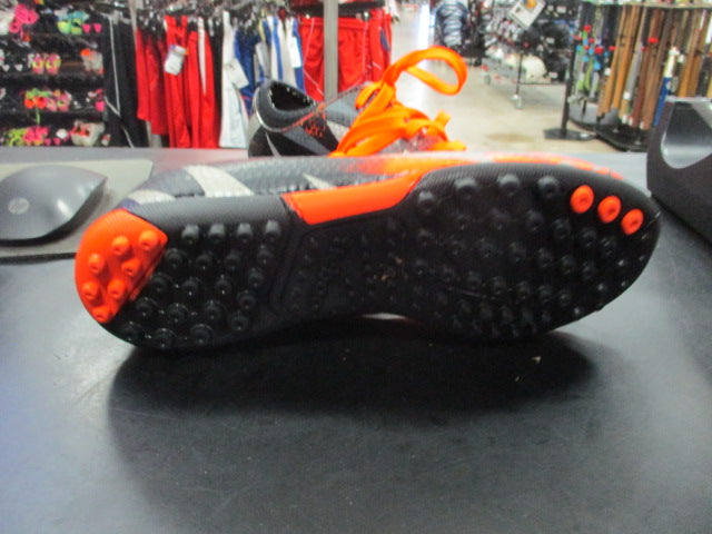 Load image into Gallery viewer, Used Tiebao Soccer Turf Soccer Shoes
