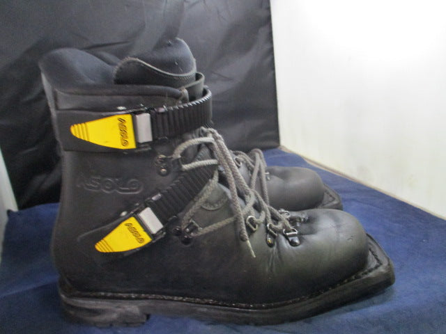 Load image into Gallery viewer, Used Asolo Extreme Cross Country Ski Boots Men&#39;s Size 10
