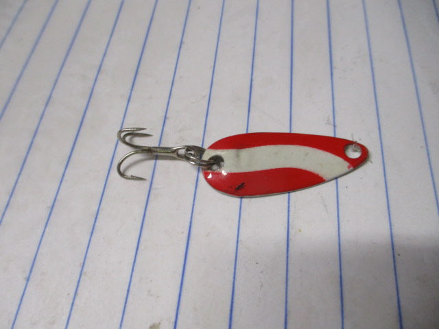 Load image into Gallery viewer, Used Red &amp; White Spoon Lure
