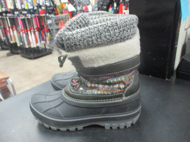 Load image into Gallery viewer, Used Dream Pairs Winter Boots Size 2
